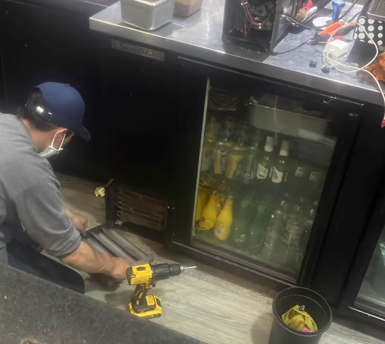 Servicios técnicos especializados en mantenimiento preventivo y correctivo de equipos de refrigeración y gasodomésticos