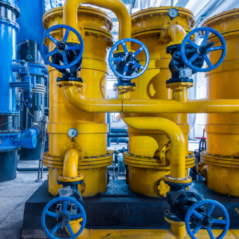 El Inventario Estratégico: Dónde Comprar Insumos Químicos y Equipos de Bombeo de Calidad